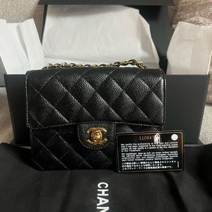 ⛔️⛔️ SOLD ⛔️⛔️🌟Chanel Black Caviar Mini Classic Square Flap Bag